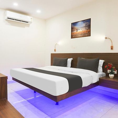 Super Townhouse Vikaspuri Otel Delhi  Dış mekan fotoğraf