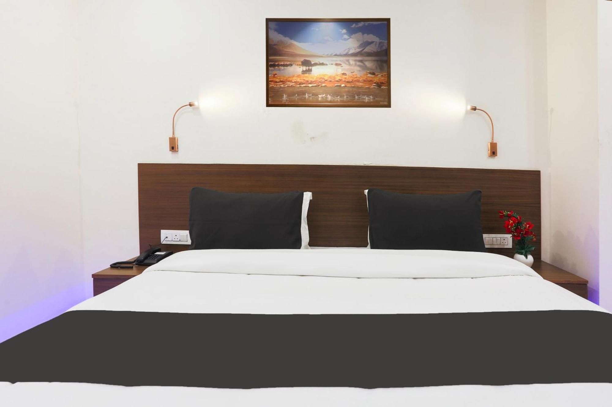 Super Townhouse Vikaspuri Otel Delhi  Dış mekan fotoğraf