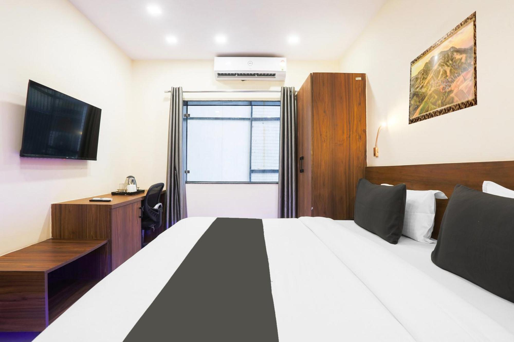 Super Townhouse Vikaspuri Otel Delhi  Dış mekan fotoğraf