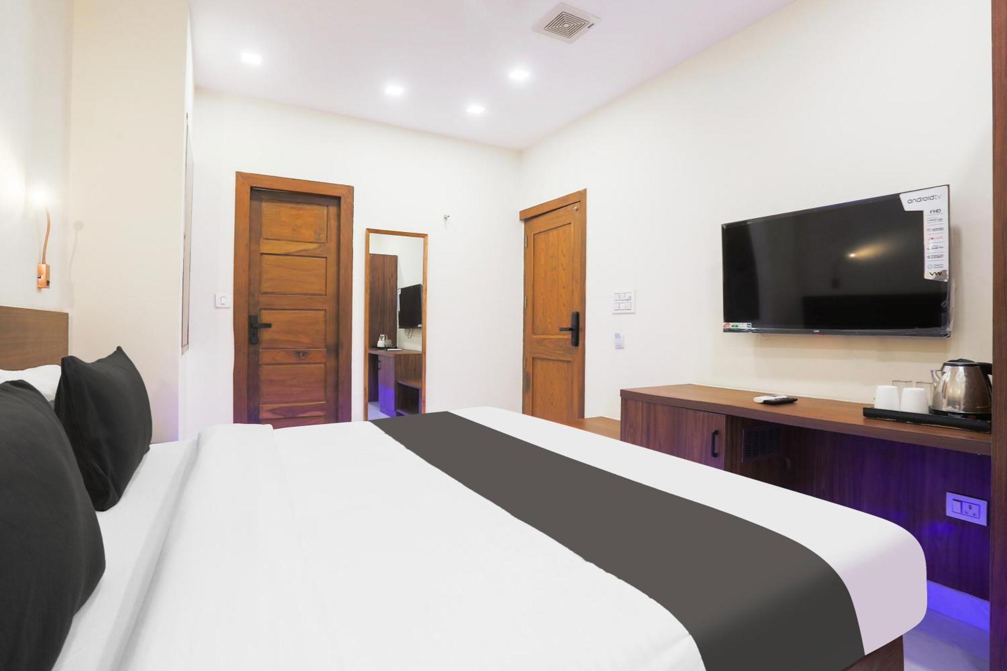 Super Townhouse Vikaspuri Otel Delhi  Dış mekan fotoğraf
