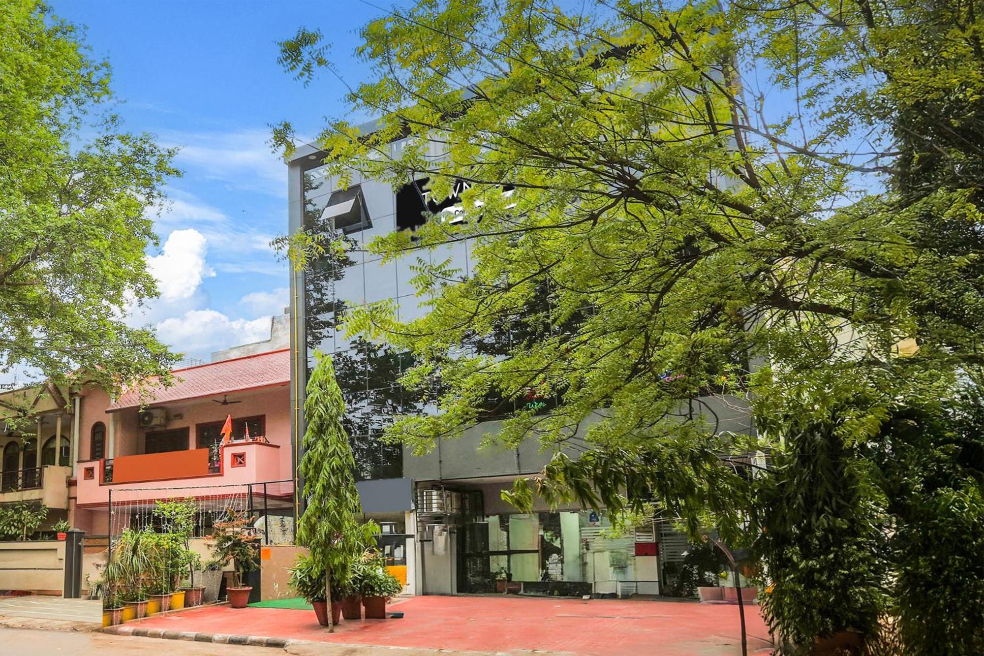 Super Townhouse Vikaspuri Otel Delhi  Dış mekan fotoğraf